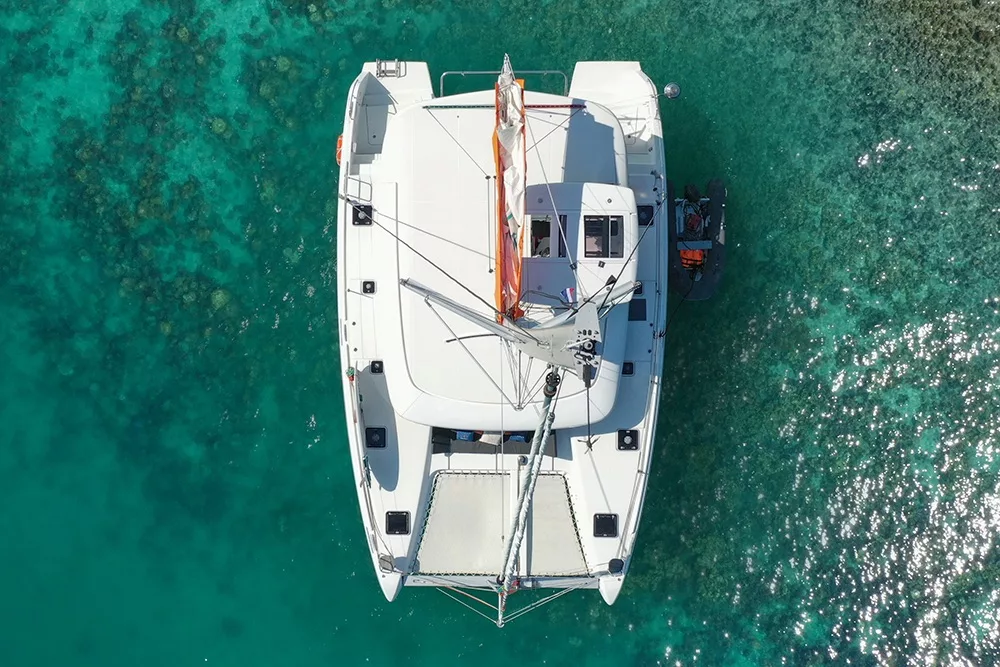 Lagoon Catamaran 42 AC