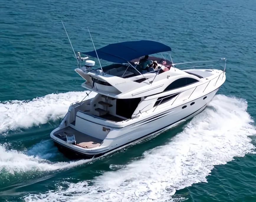 fairline 43 flybridge yacht