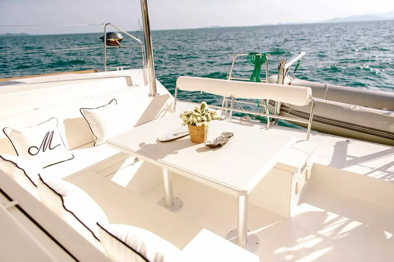 Lagoon Catamaran 40
