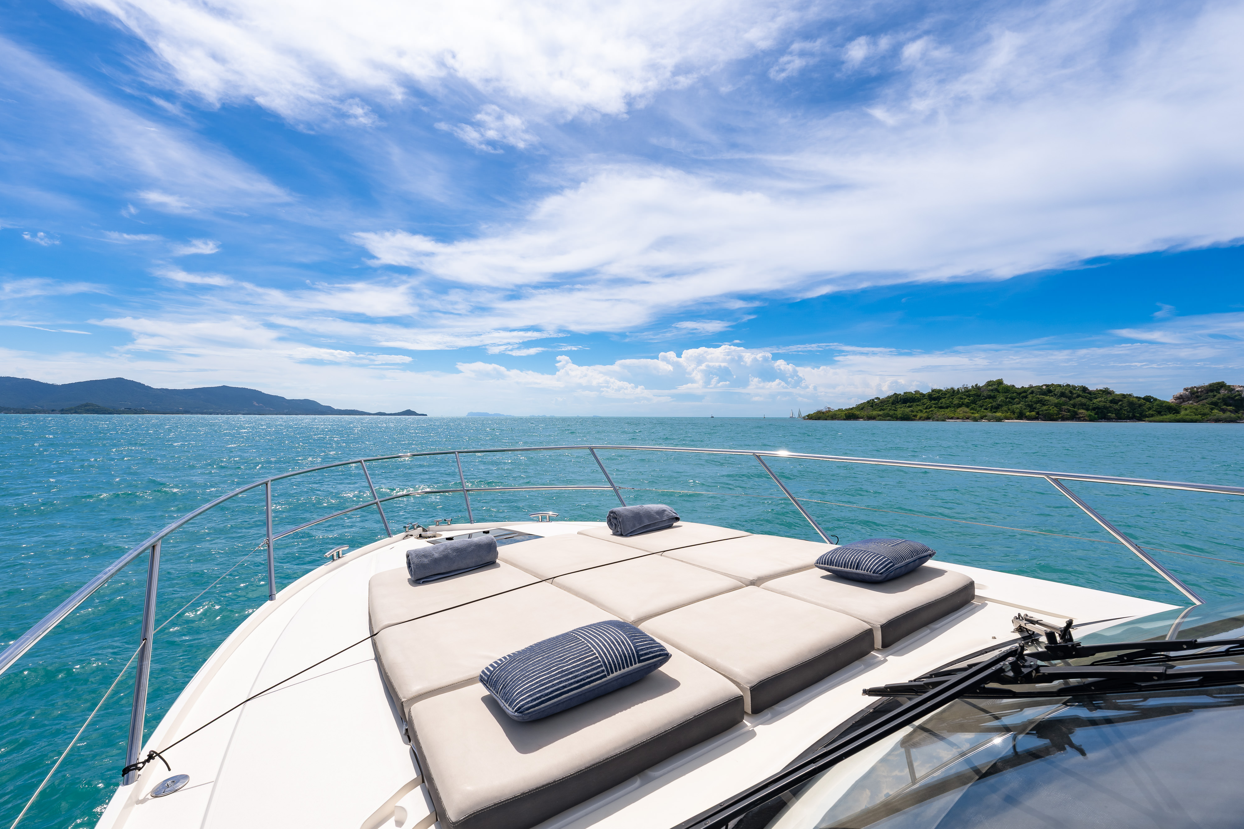 Princess v39 foredeck cushions