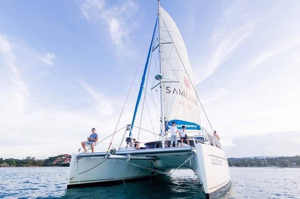 Belize Catamaran 43 (AC)