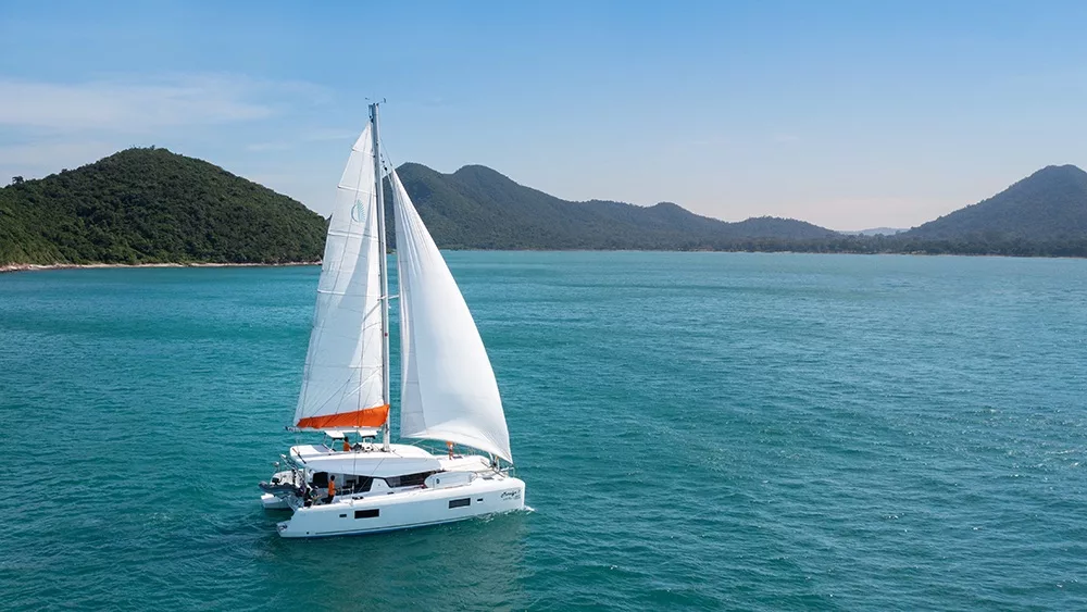 Lagoon Catamaran 42 AC
