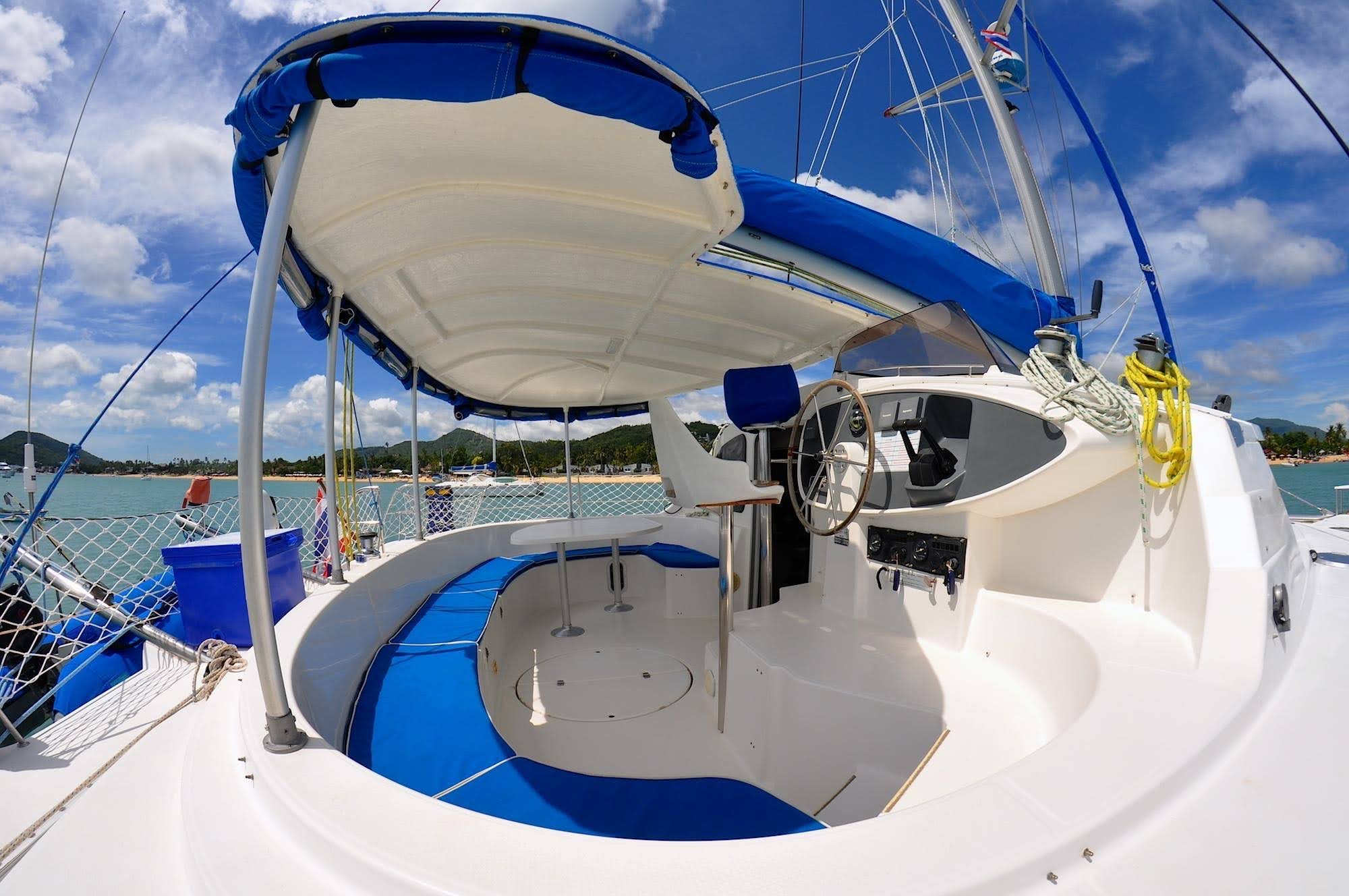Belize Catamaran 43 (AC)